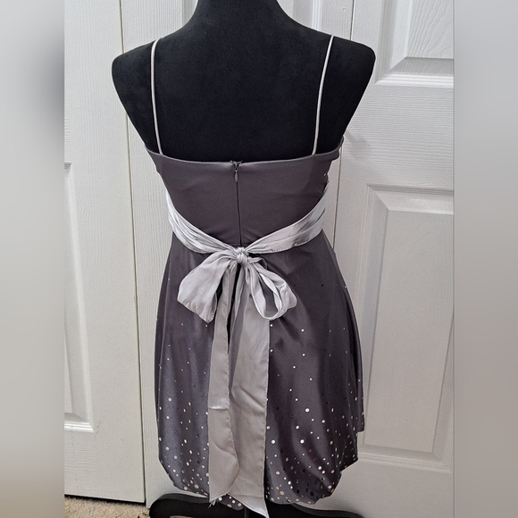 Vintage Gun Metal & Silver Formal Dress   Size 5/6 - Picture 5 of 13